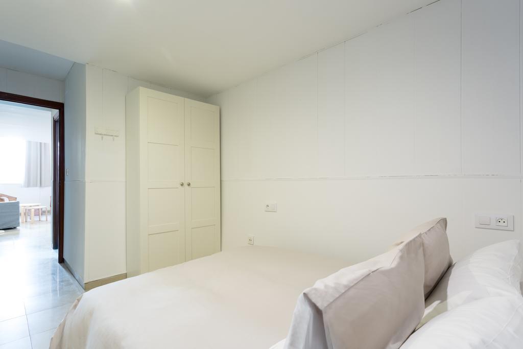 Apartamentos Diaber Gerona 22 Seville Ngoại thất bức ảnh