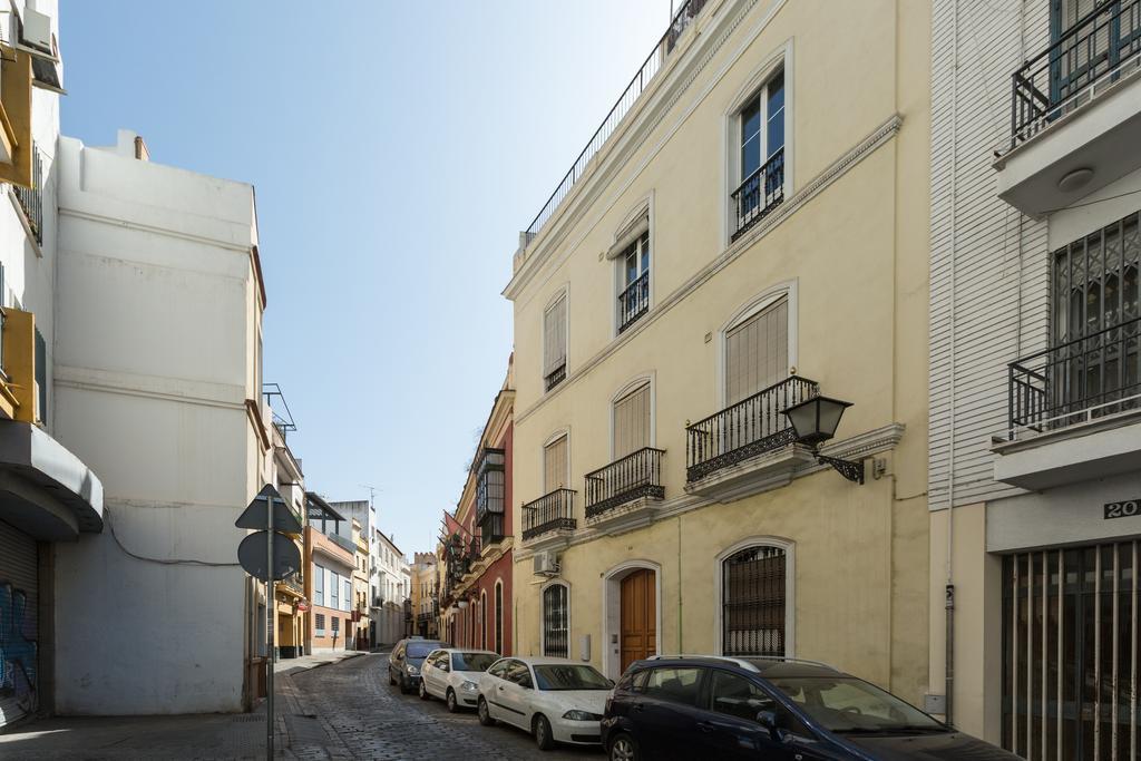 Apartamentos Diaber Gerona 22 Seville Ngoại thất bức ảnh