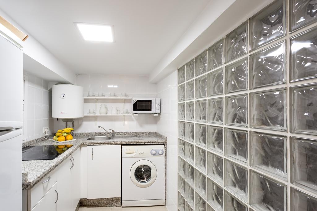 Apartamentos Diaber Gerona 22 Seville Ngoại thất bức ảnh