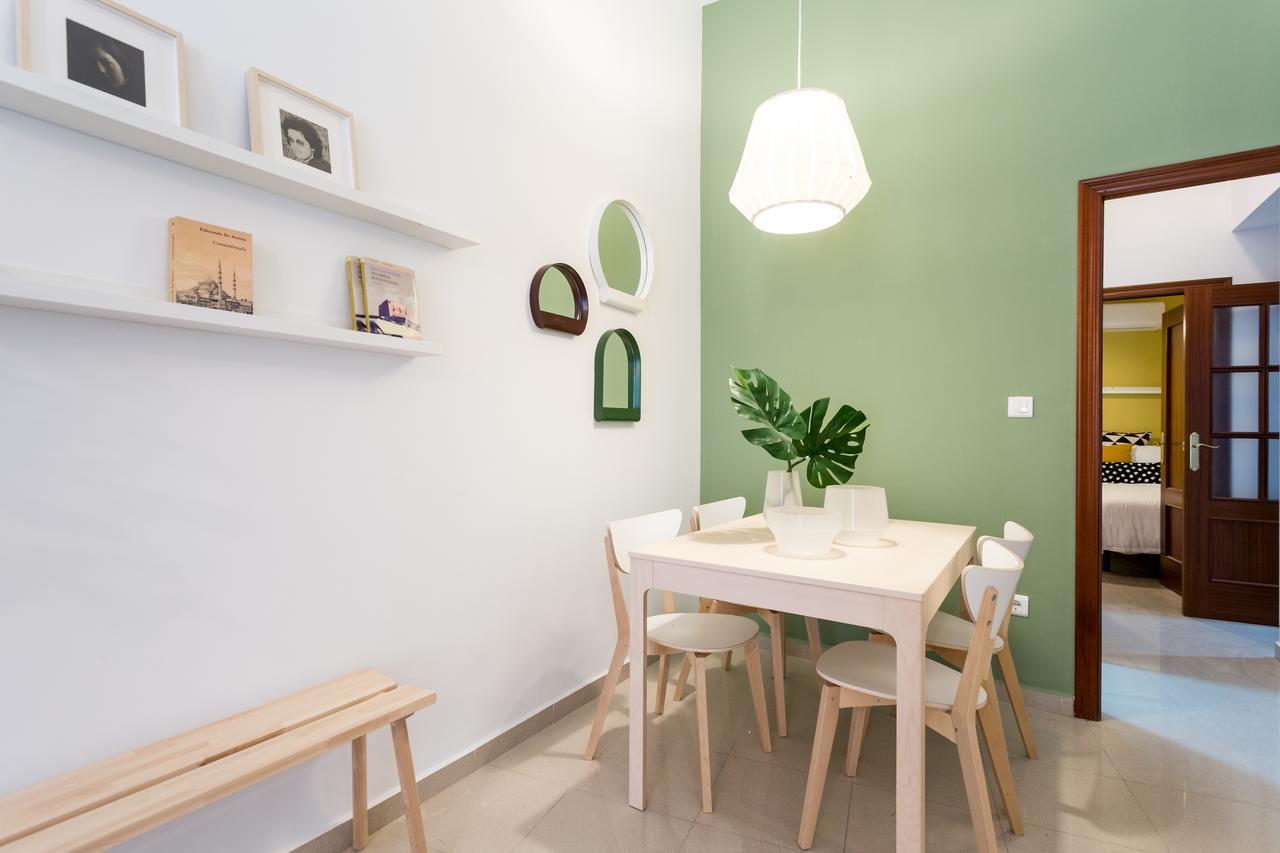 Apartamentos Diaber Gerona 22 Seville Ngoại thất bức ảnh