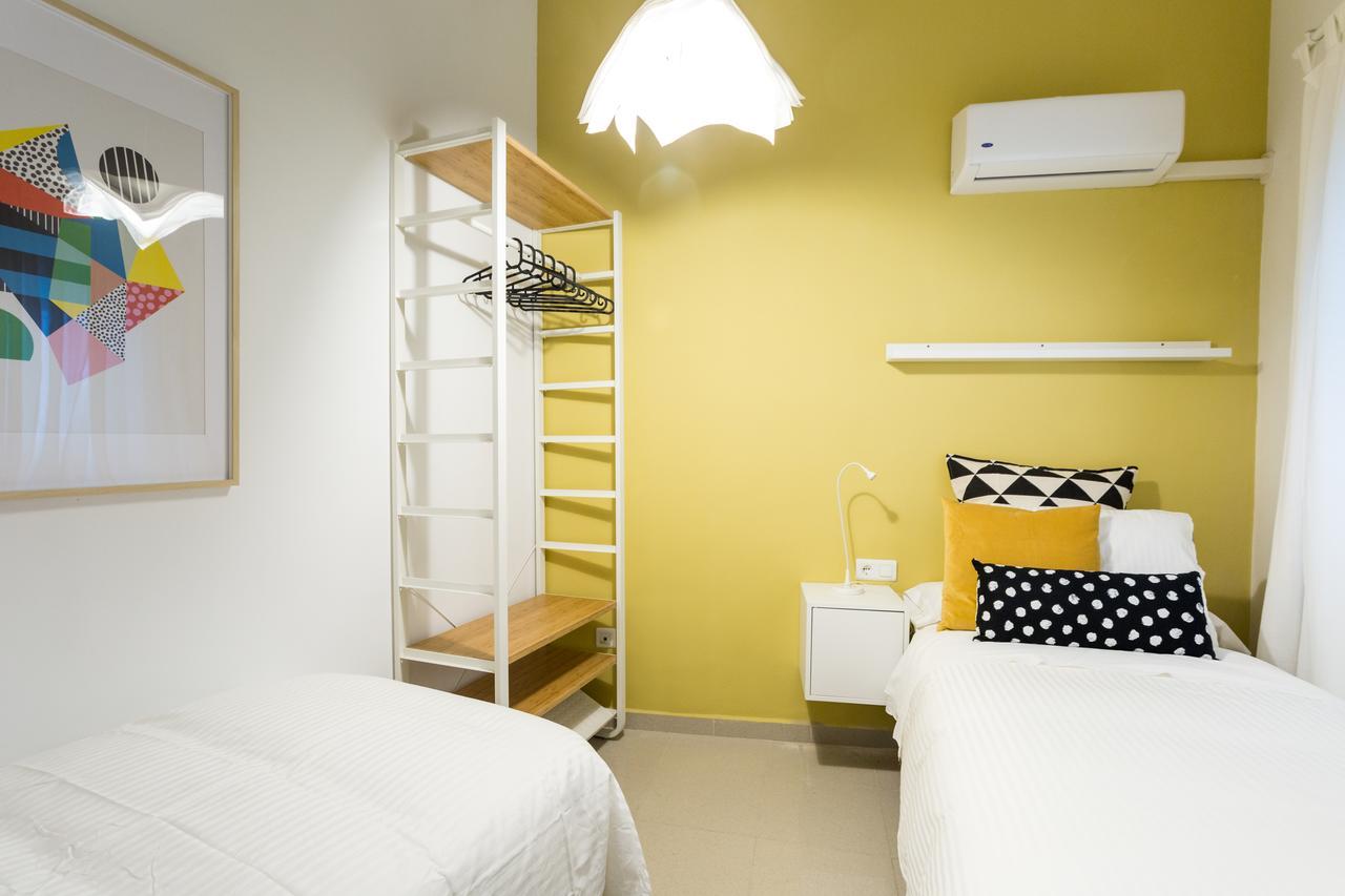 Apartamentos Diaber Gerona 22 Seville Ngoại thất bức ảnh