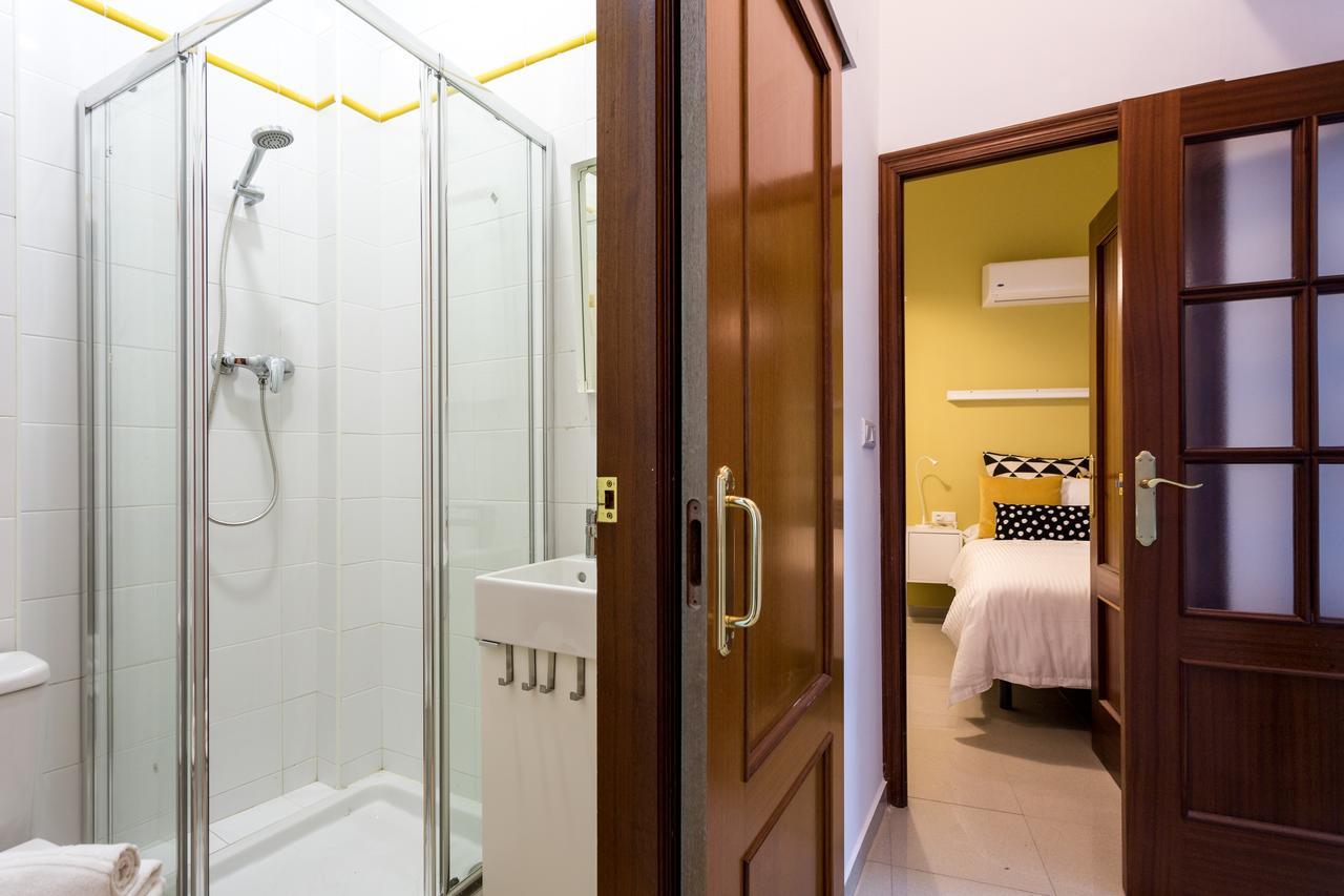 Apartamentos Diaber Gerona 22 Seville Ngoại thất bức ảnh