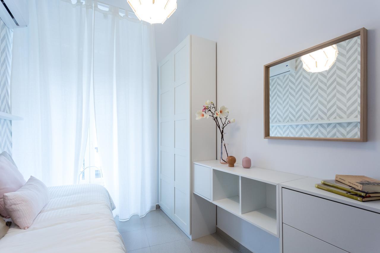 Apartamentos Diaber Gerona 22 Seville Ngoại thất bức ảnh